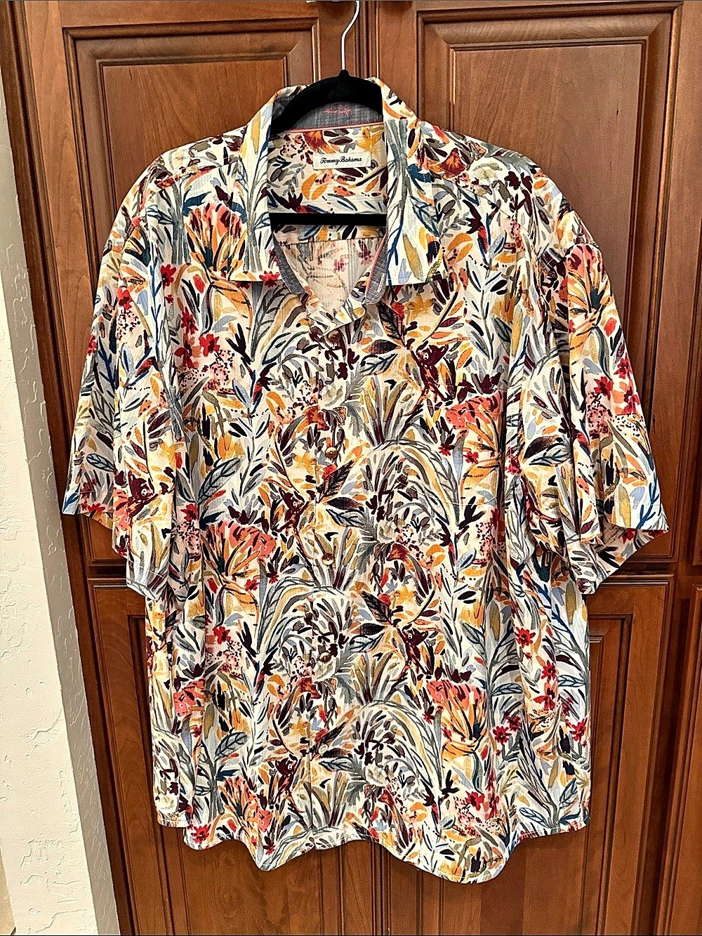 Tommy Bahama Men's Floral Button Down in Cream XXL/TG
